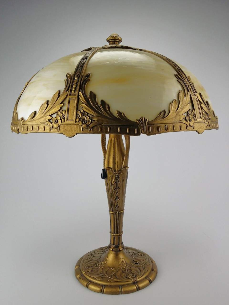 Jugendstil-Tischlampe, elektrisch