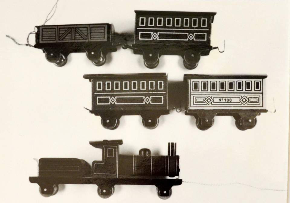 Blech-Eisenbahn, Spielzeug-Eisenbahn, Spielzeugzug
