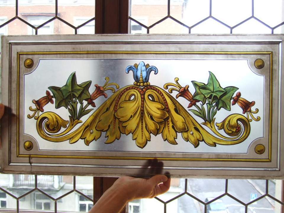 3 Glasscheiben mit Jugendstil-Ornamenten, Glasgemälde