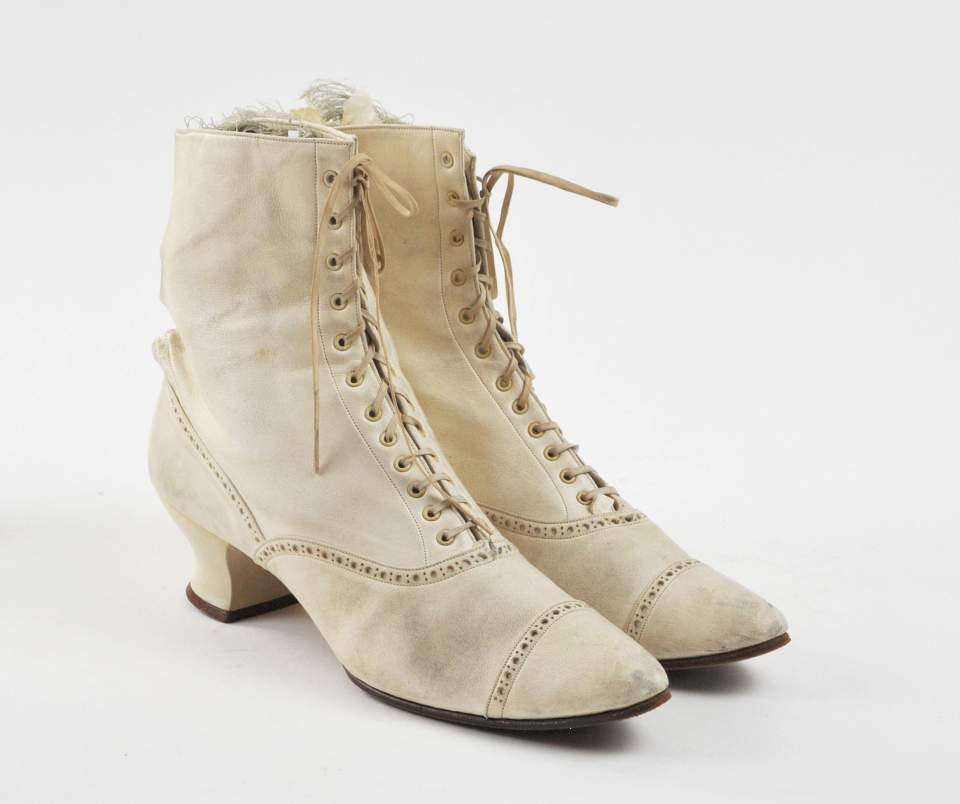 Weisse Damen-Stiefeletten, Schnürstiefel, Stiefel