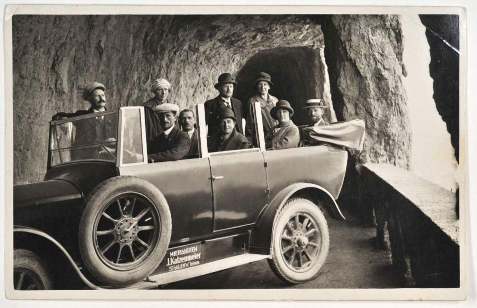 Foto Automobilausflug am Axentunnel, Vierwaldstättersee