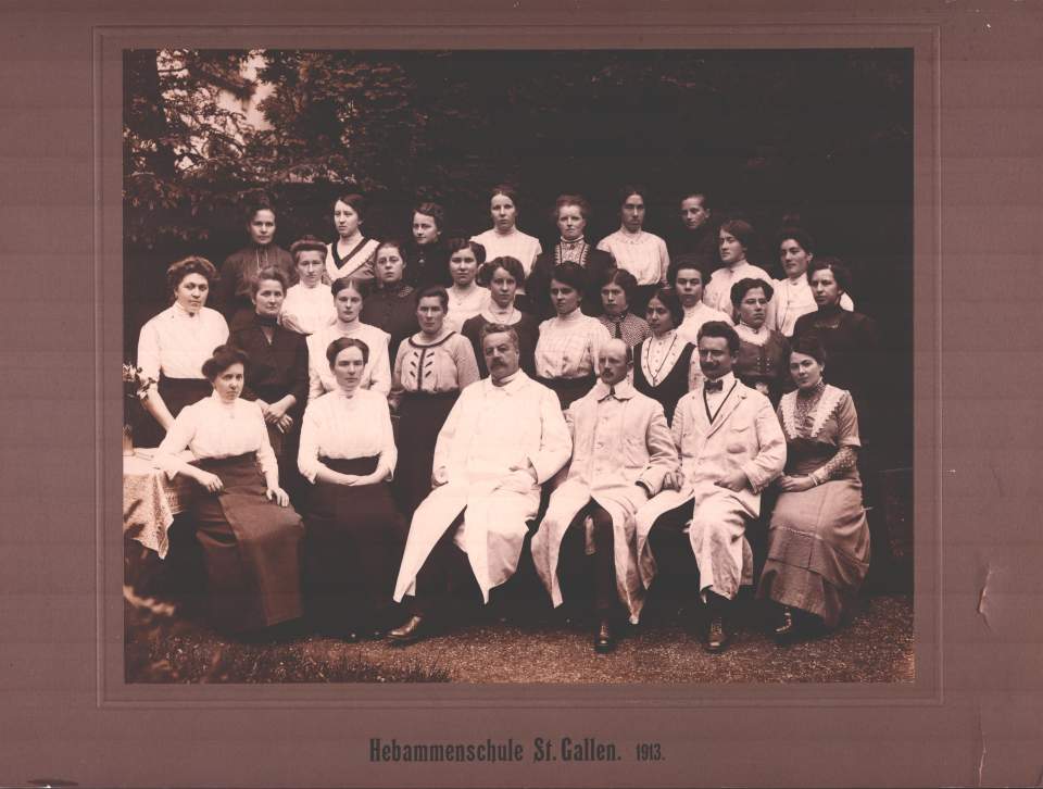 Fotografie Hebammenschule St. Gallen (Repro)