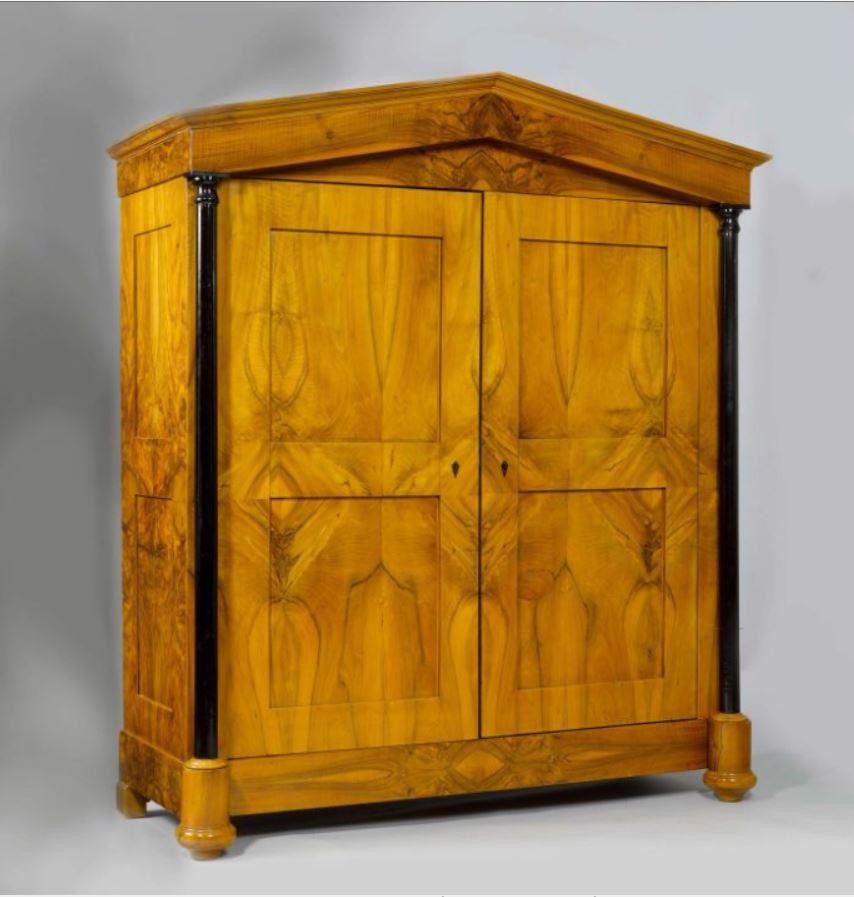 Schrank Biedermeier