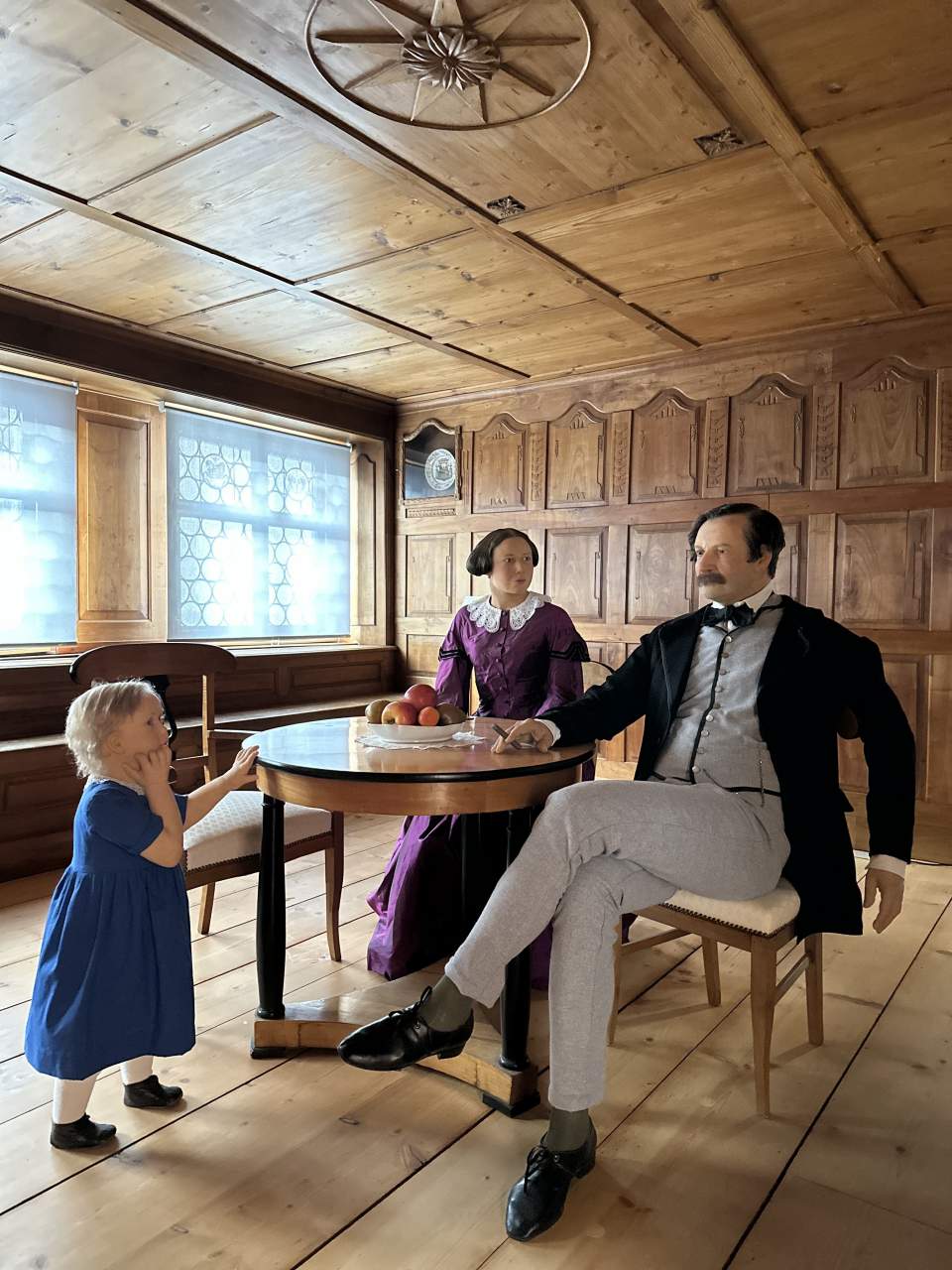 Biedermeier Gruppe, Mann, Frau, Kind