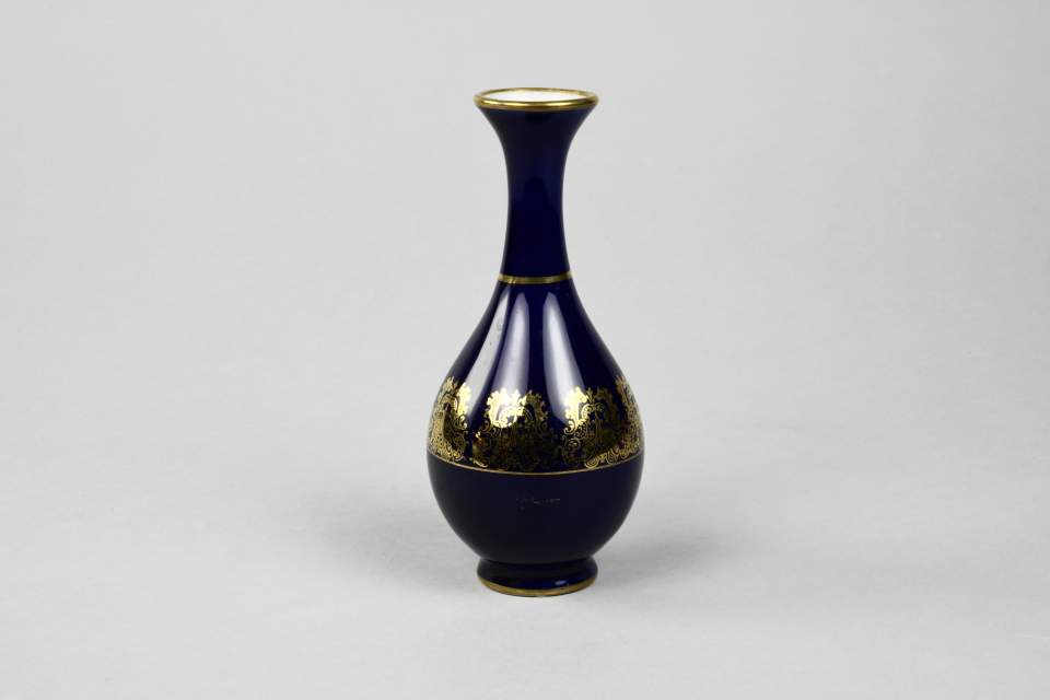 Limoges Blumenväschen, Kleine Vase