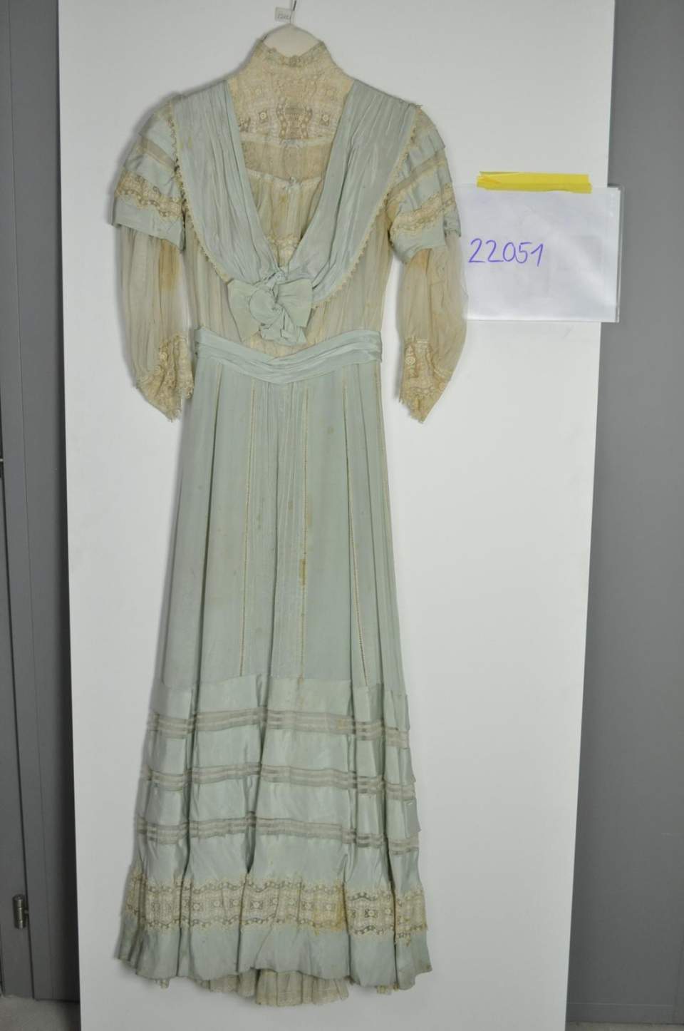 Damenkleid, Ballkleid