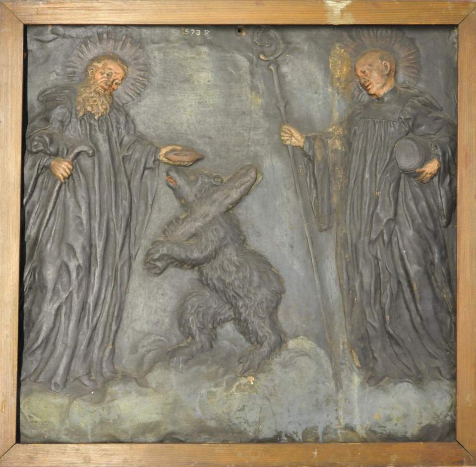 Reliefbild mit den St. Galler Klosterheiligen Gallus und Otmar; Kachel
