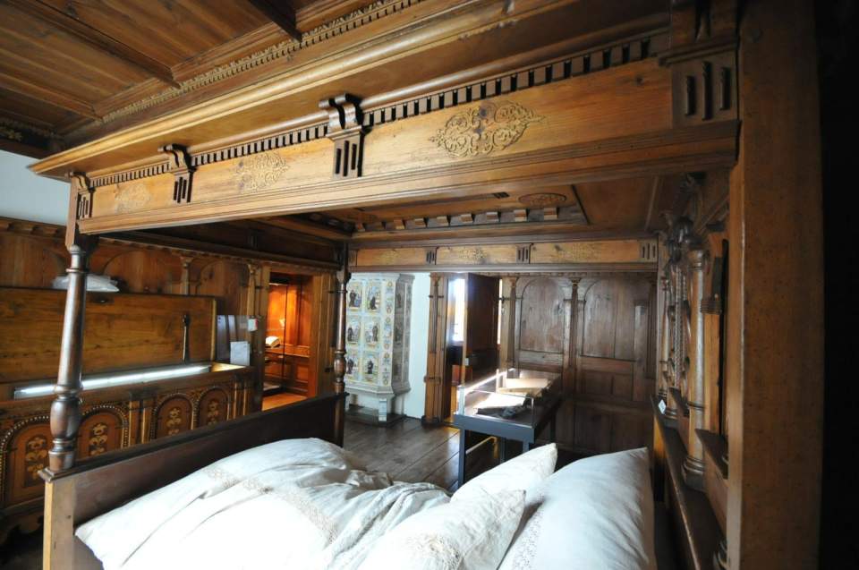 Stube aus dem Gerichtshaus in der Watt in Oberuzwil, Period Room