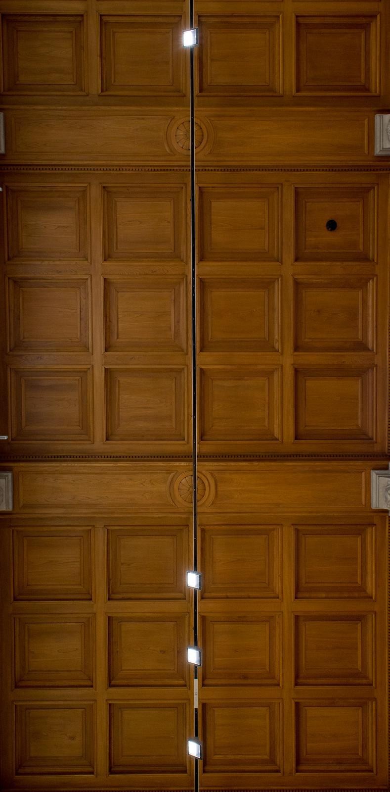 Kassettendecke mit Säulen