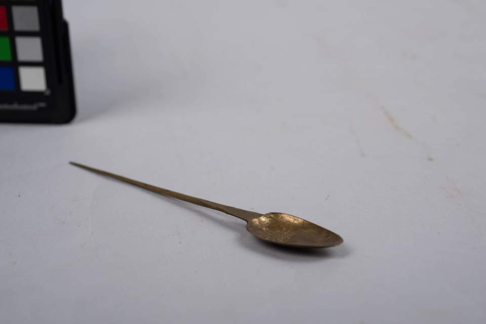 Löffel, Messing
