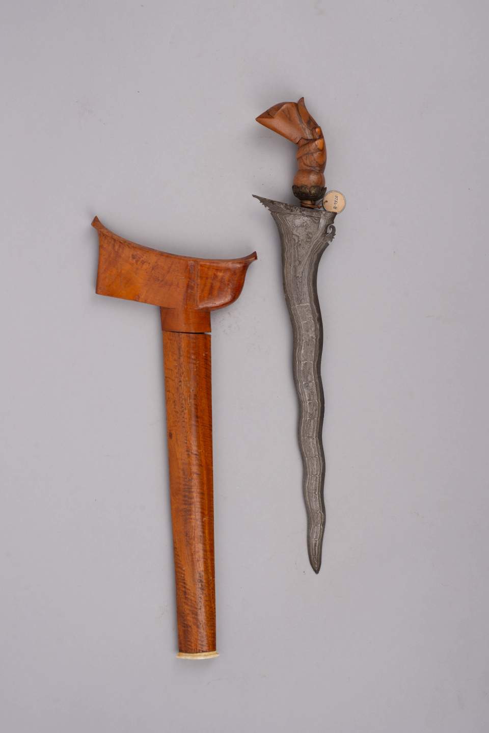 Keris mit Scheide, Dolch