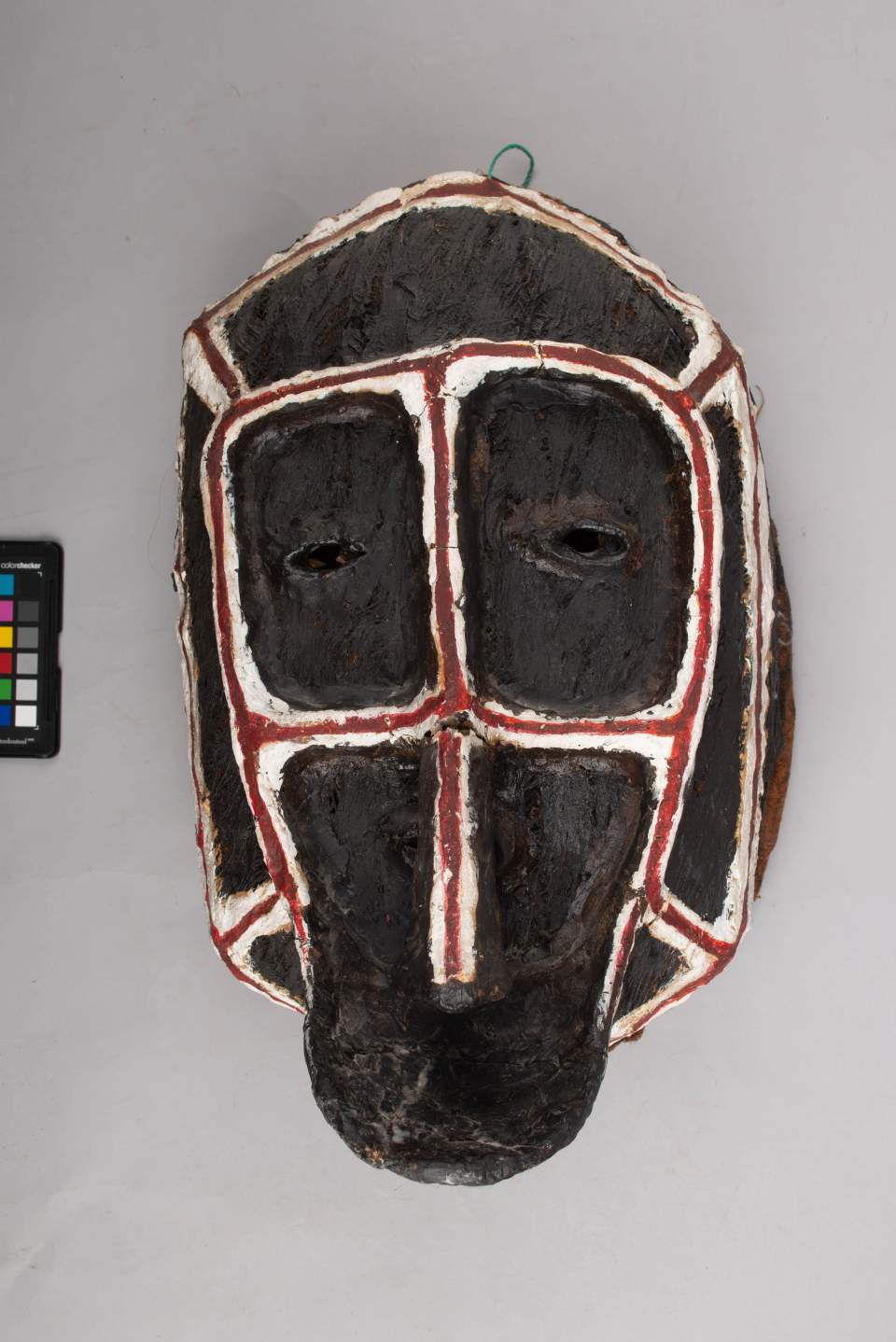 Maske, Teufelsmaske ?