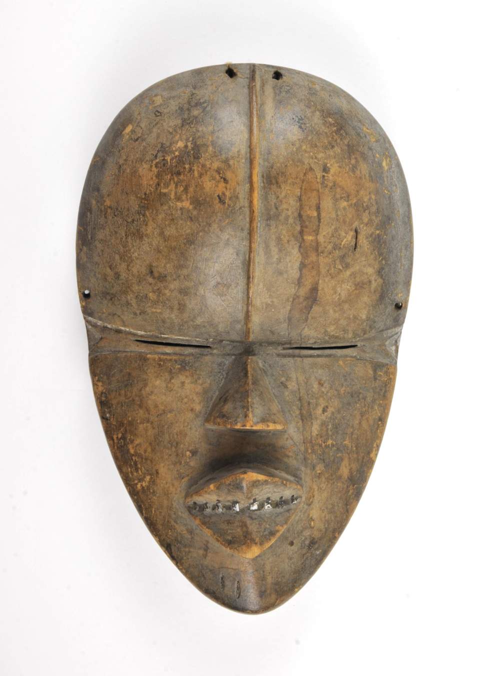 Weibliche Maske „deangle“, Dan, Liberia