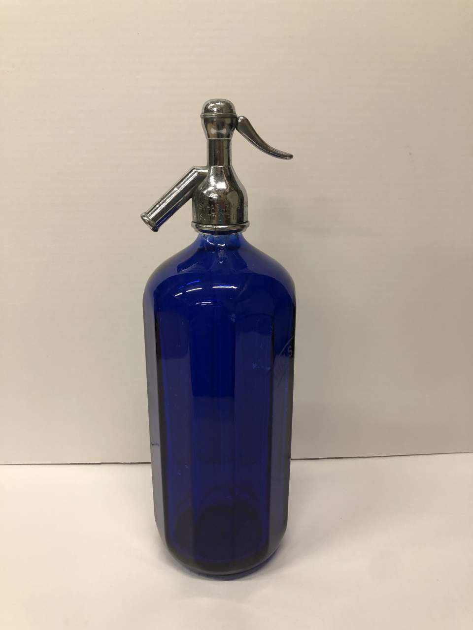 Sammlung von blauem Glas