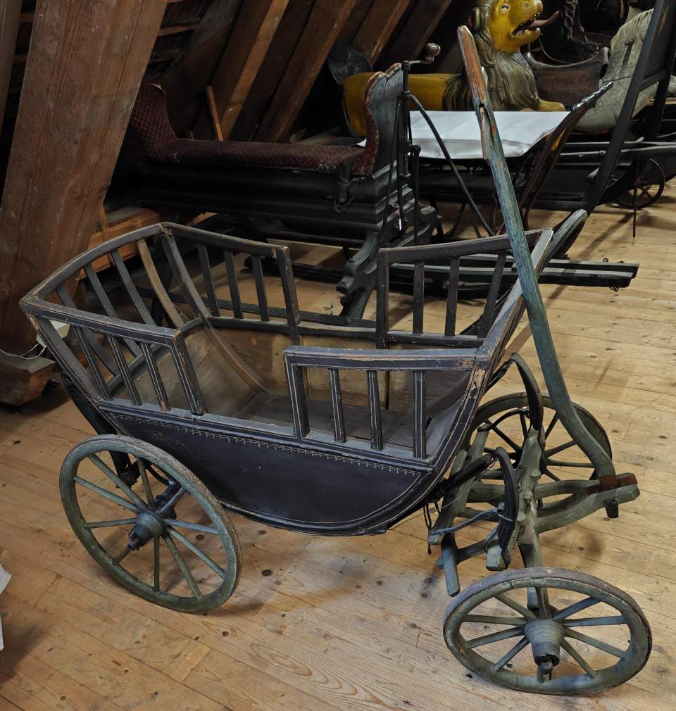 Leiterwagen für Transport von Kindern